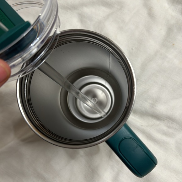 Stanley Cup 40 oz H2.O Quencher Flowstate Tumbler Alpine - Picture 5 of 5